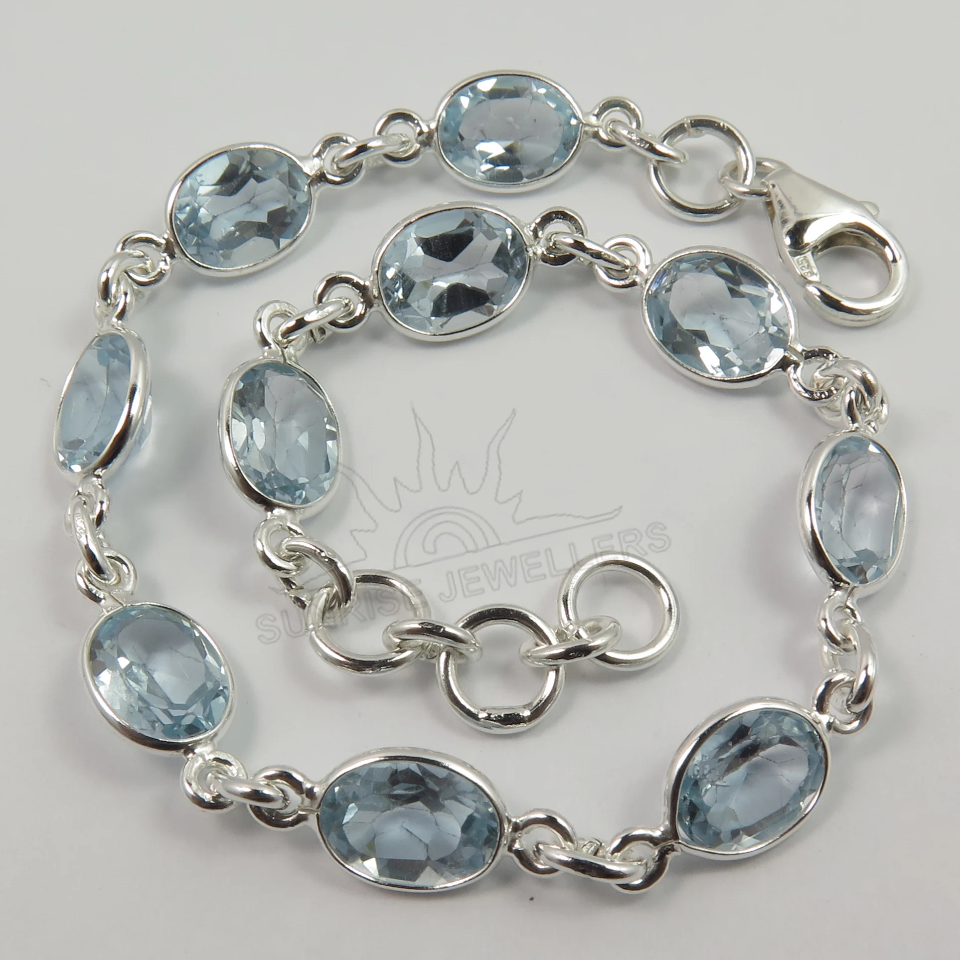 Best Seller Natural Blue Topaz Oval Faceted Gemstone Bezel Silver Setting Handmade Bracelet For Woman Jewellery Gift