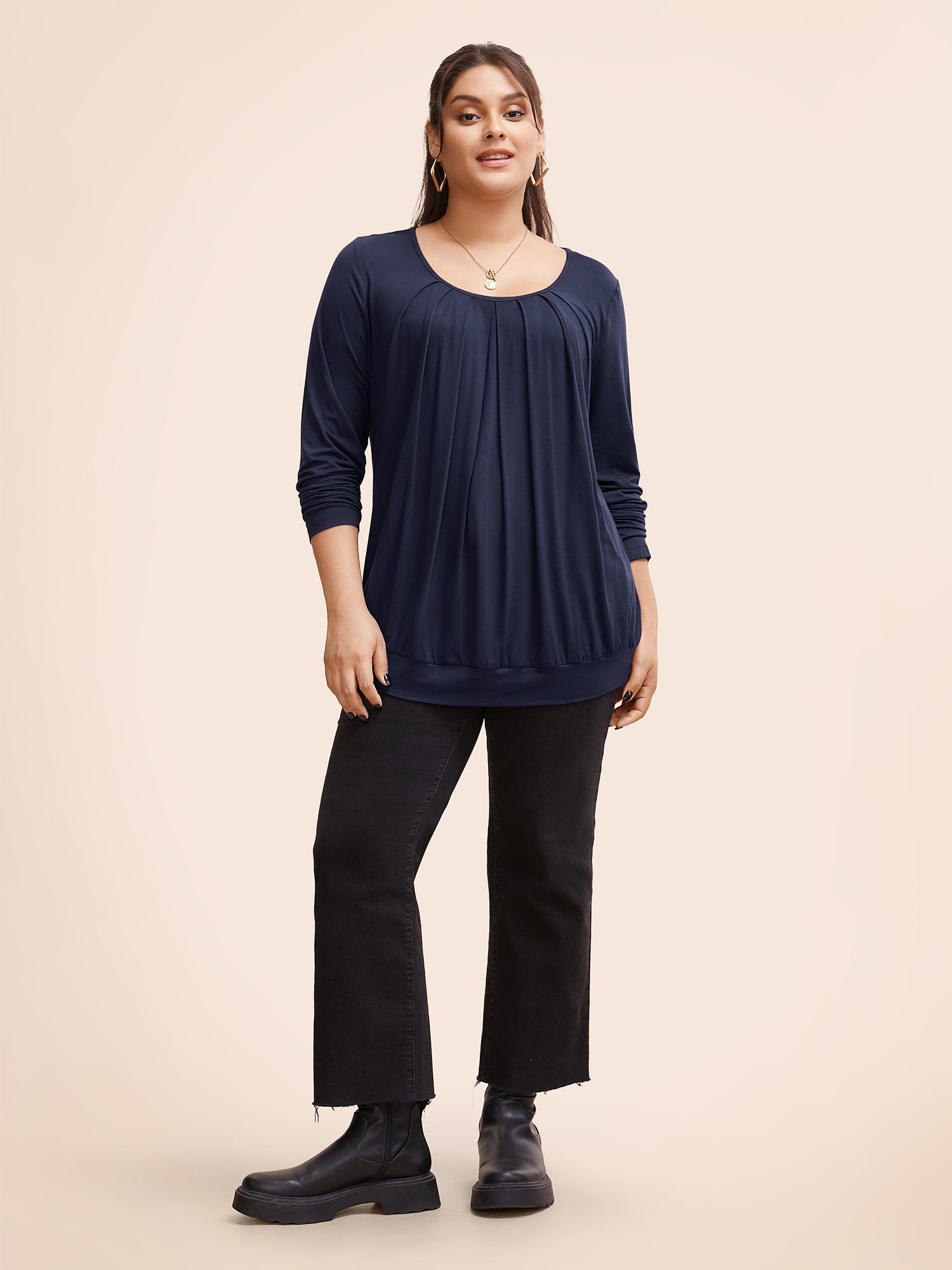Plain Pleated Round Neck T-shirt