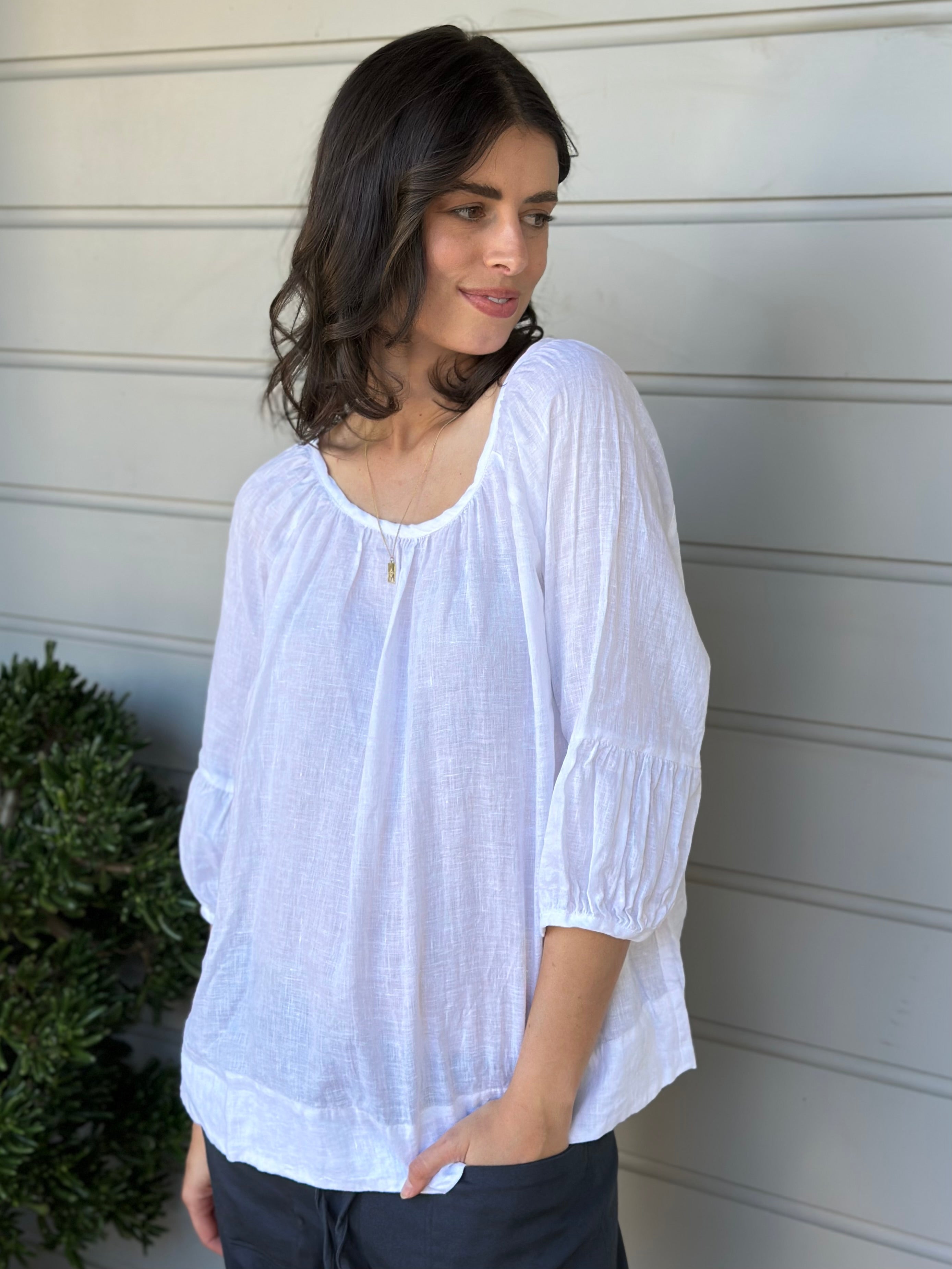 julia top-white linen