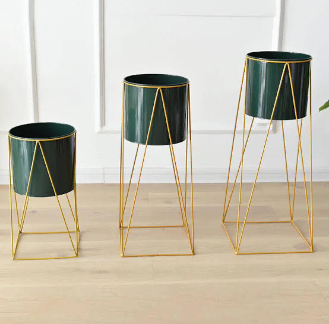High Class Modern Style Planters