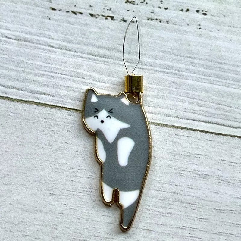 Cat Needle Threader