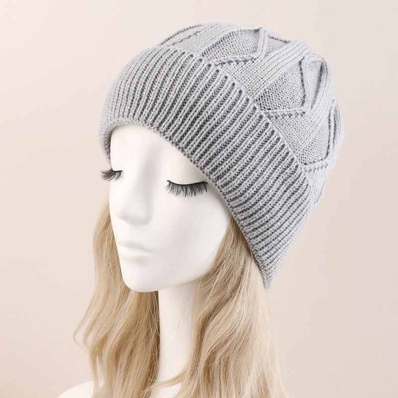 Women's Elegant Basic Minimalist Waves Eaveless Wool Cap