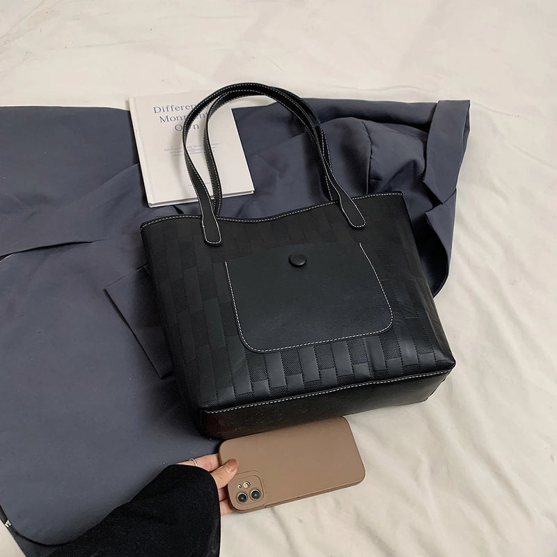 Women's Pu Leather Solid Color Classic Style Square Zipper Tote Bag