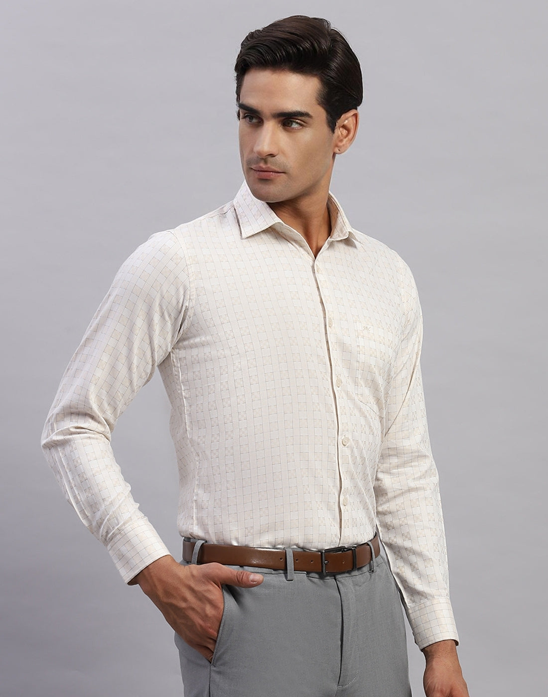 Men Cream Check Collar Full Sleeve Shirt