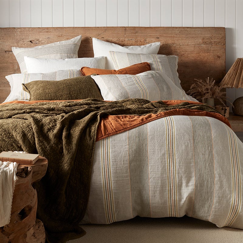 Dark Olive Clover 100% Cotton Quilted Throw