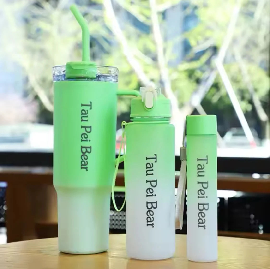 Gradient Tumbler And Bottles (Set of 3)