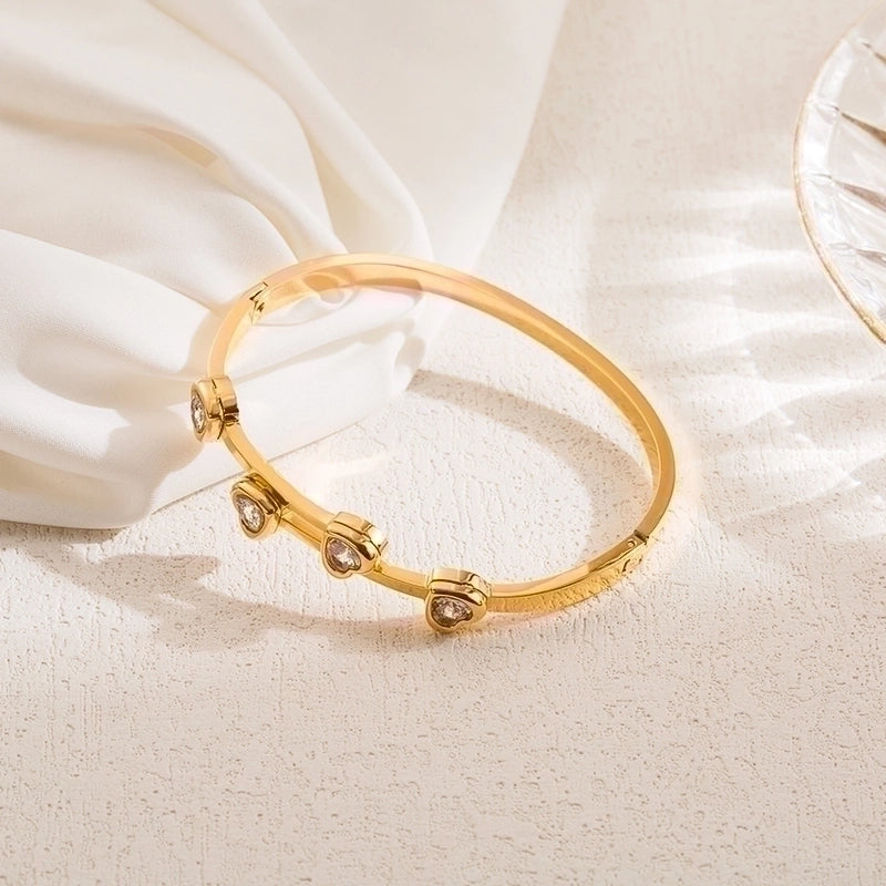 Ig Style Elegant Heart Shape Stainless Steel Plating Inlay Zircon 18k Gold Plated Bangle