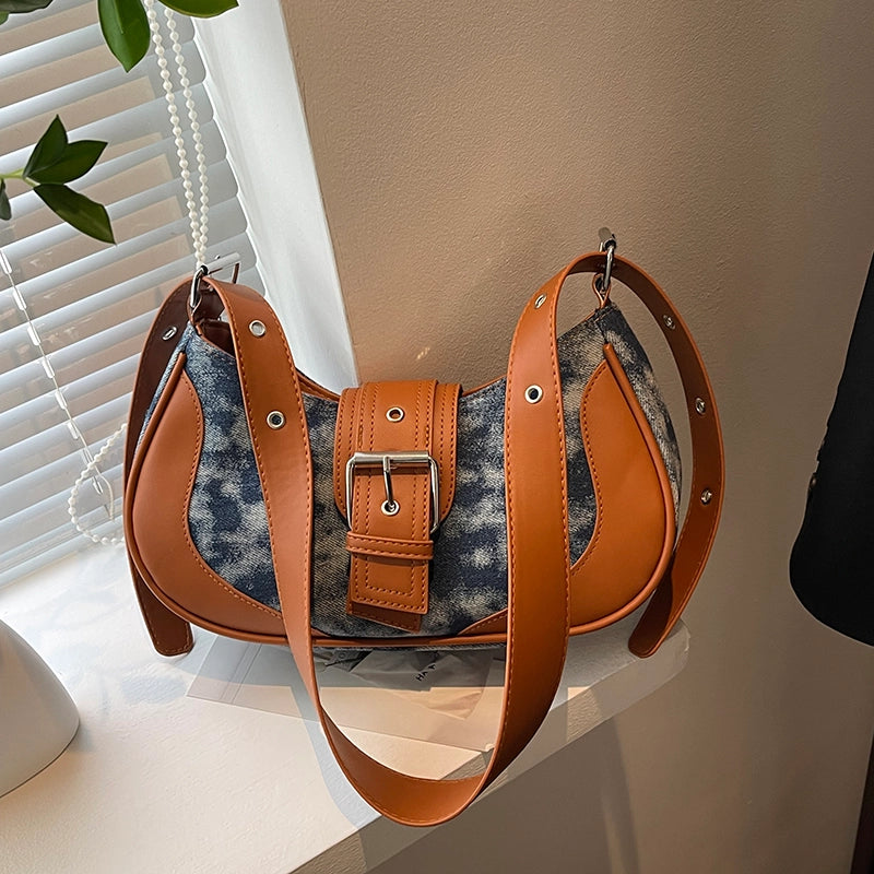 Women's Medium Pu Leather Color Block Streetwear Pillow Shape Zipper Underarm Bag