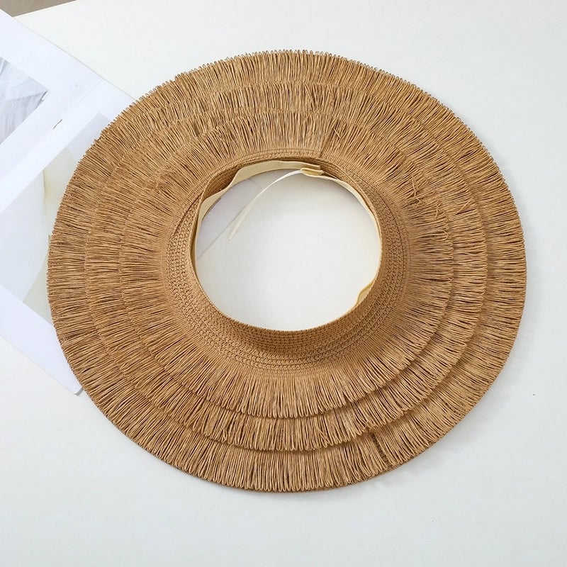 Women's Exaggerated Streetwear Solid Color Tassel Wide Eaves Straw Hat