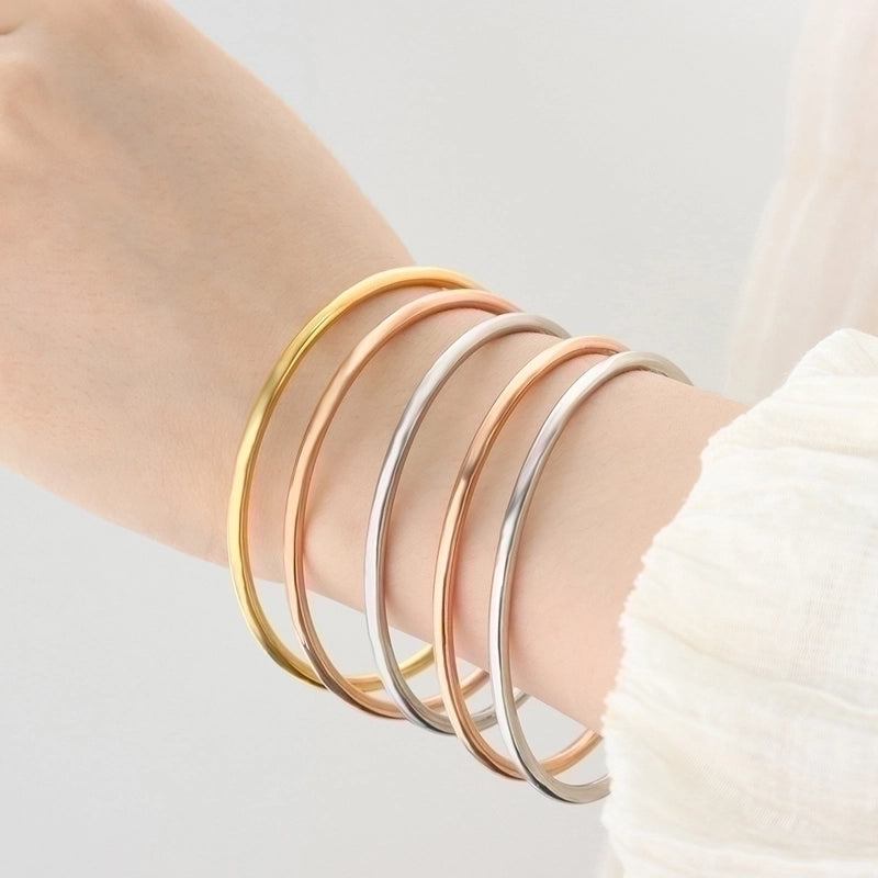 Minimalist Solid Color 304 Stainless Steel 18K Gold Plated Bangle In Bulk