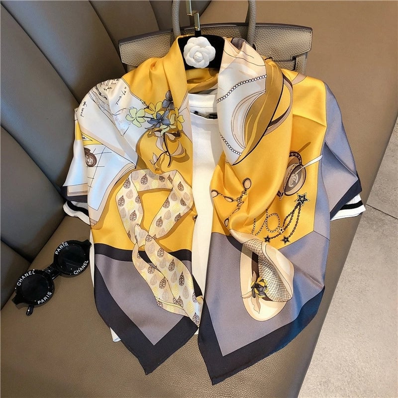 Women's Elegant Minimalist Printing Silk Printing Silk Scarf