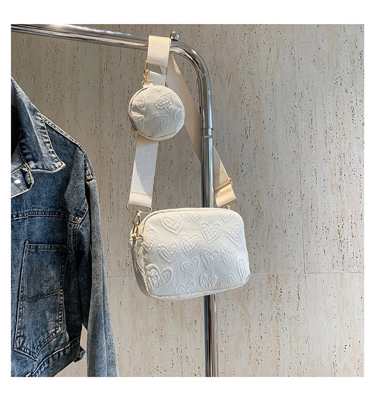 Women's Medium Pu Leather Heart Shape Streetwear Square Zipper Crossbody Bag