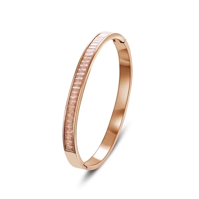 Retro Round Titanium Steel Inlay Zircon Bangle