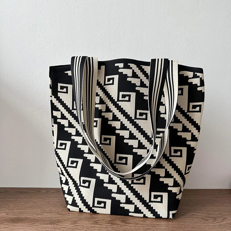 Women's Large Polyester Printing Classic Style Square Open Straw Bag
