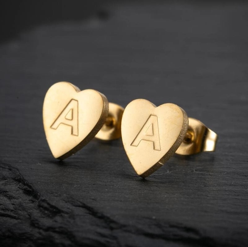 1 Pair Fashion Letter Heart Shape Plating 304 Stainless Steel 18K Gold Plated Ear Studs