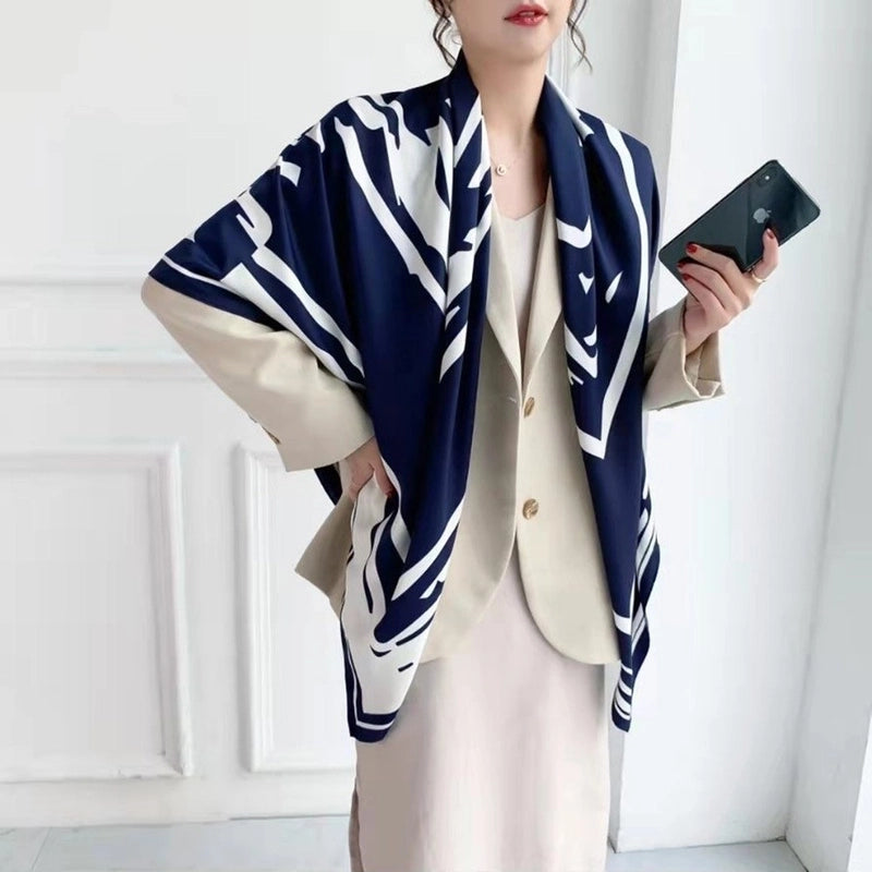 Women's Elegant Minimalist Plant Polyester Silk Scarf