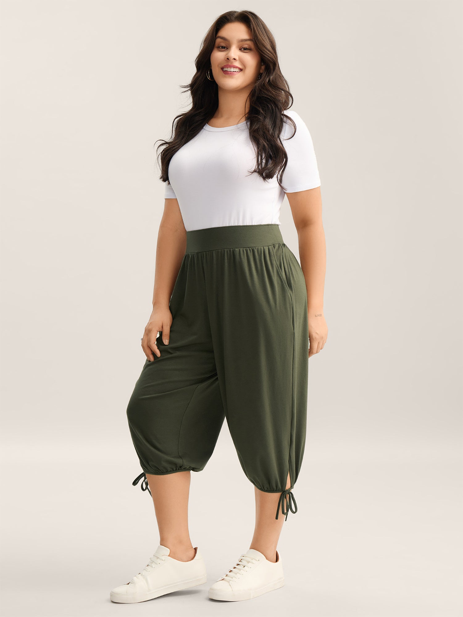Keyhole Hem Ties Jogger Pants