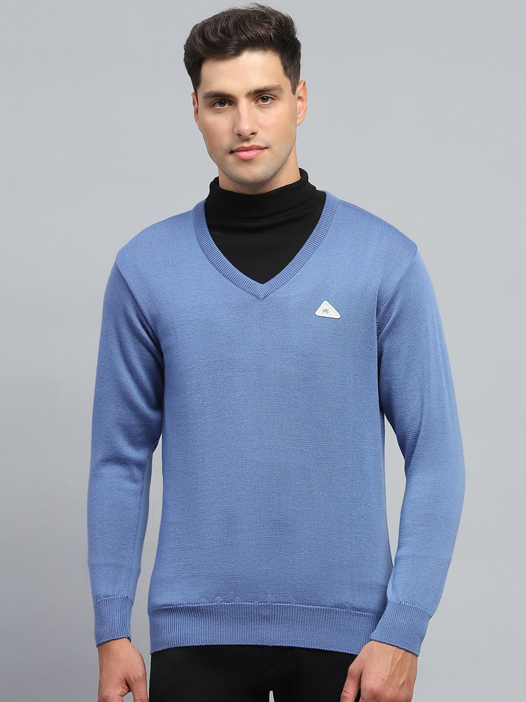 Men Blue Solid V Neck Full Sleeve Pullover