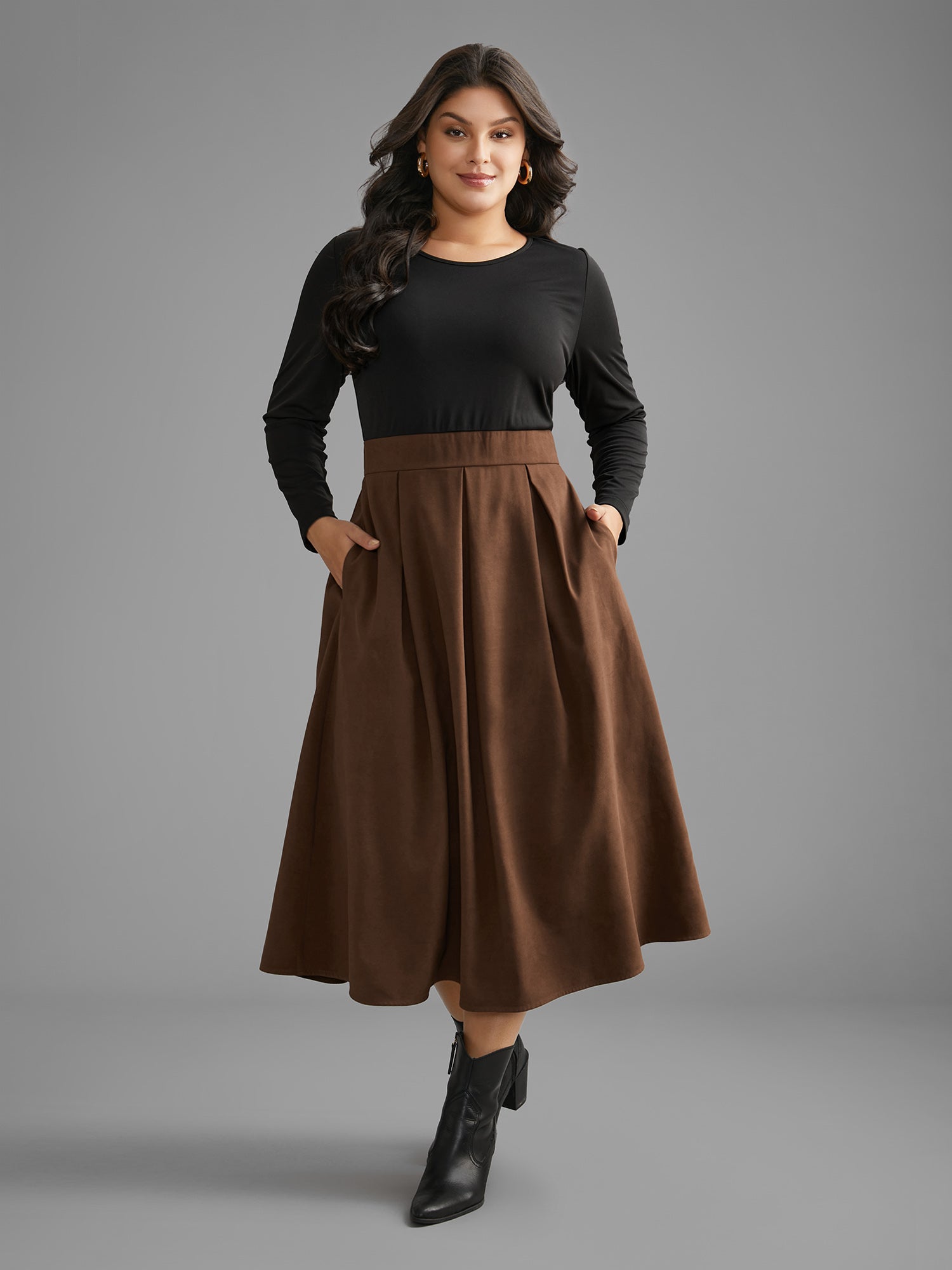 Crew Neck Contrast Shirred Pleated Dress