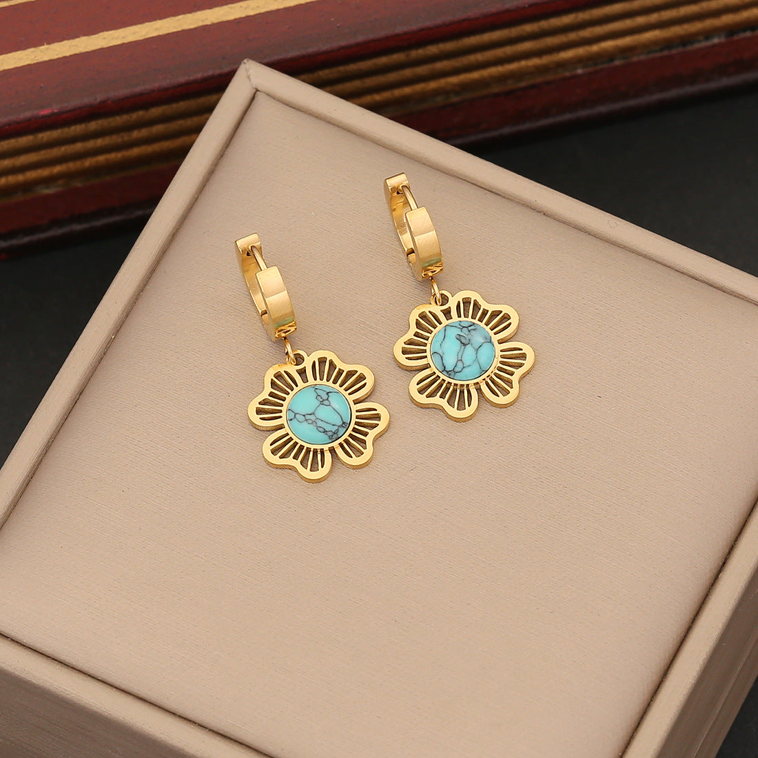Fashion Flower Stainless Steel Electroplating Necklaces