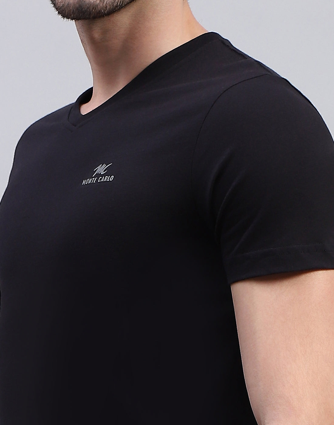 Men Black Solid V Neck Half Sleeve T-Shirt (Pack of 3)