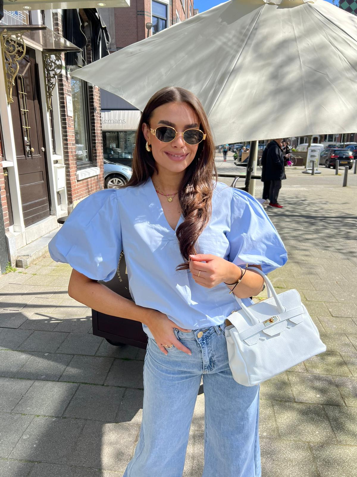 Izzy short sleeve blouse baby blue