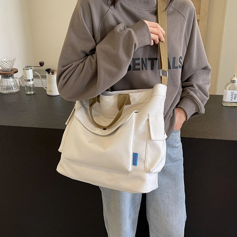 Women's Medium Cloth Solid Color Preppy Style Classic Style Sewing Thread Zipper Crossbody Bag