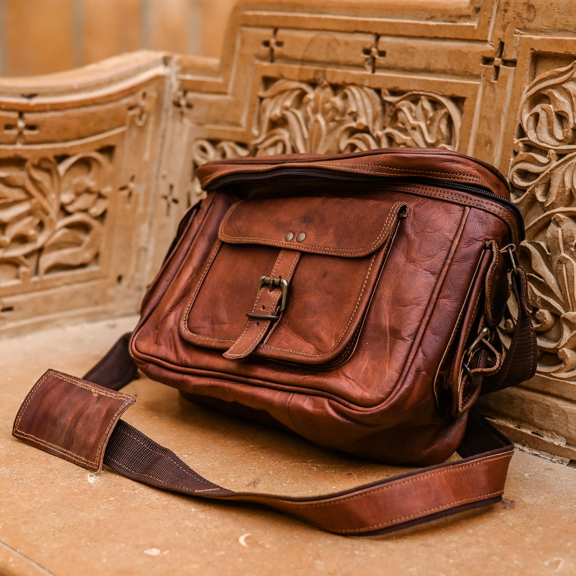 Simmons Camera Bag