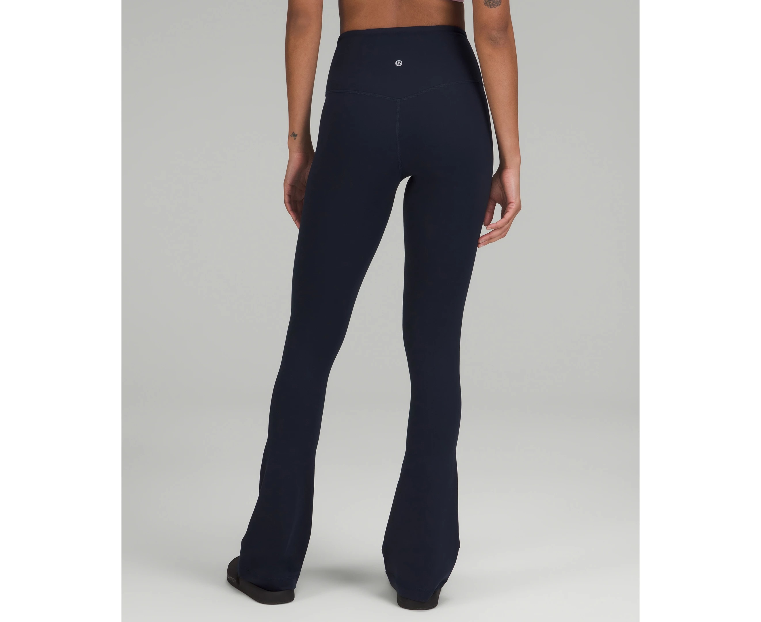 lululemon Align™ pantalón miniacampanado de talle alto Regular