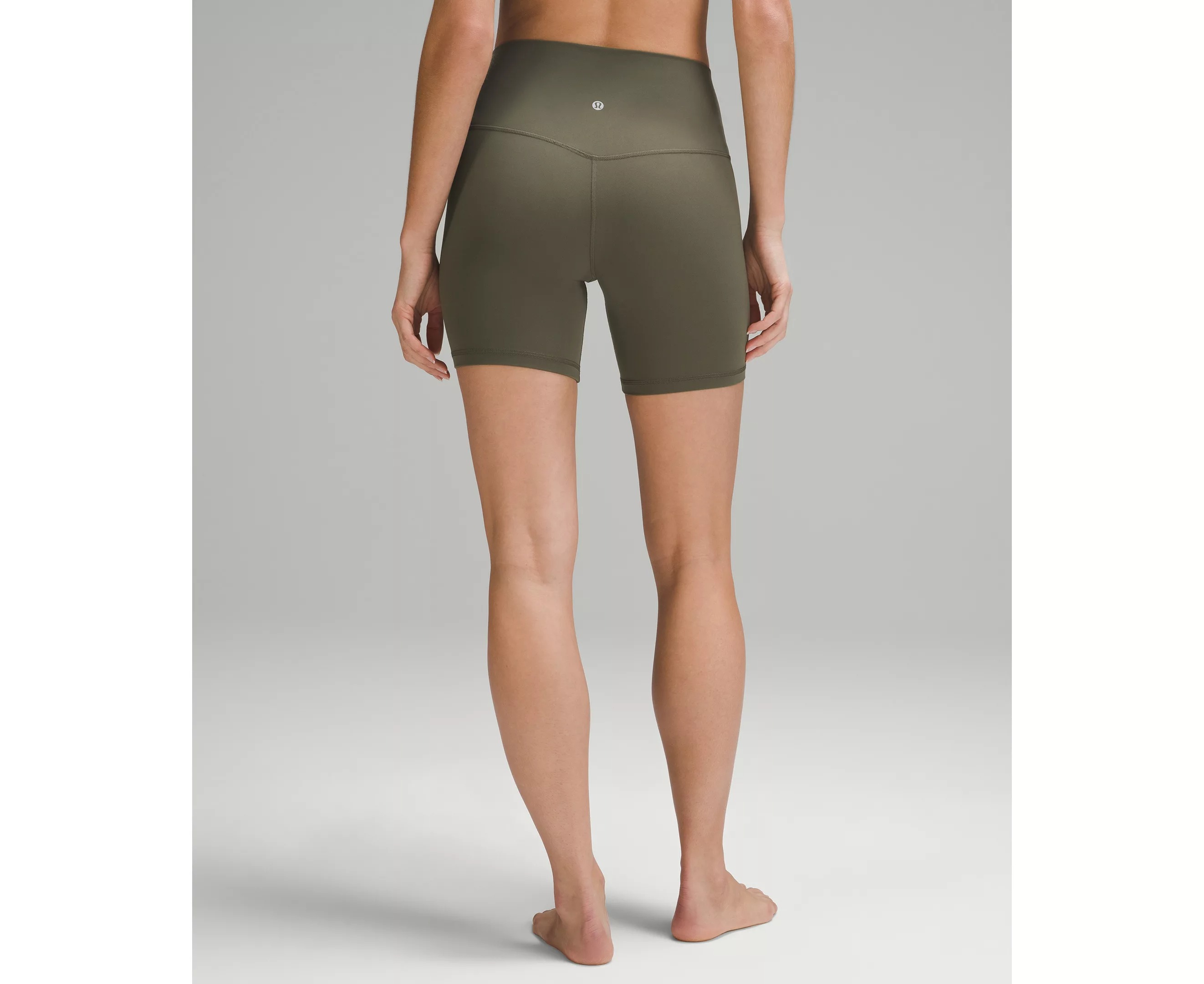 lululemon Align™ pantalón corto de talle alto de 6