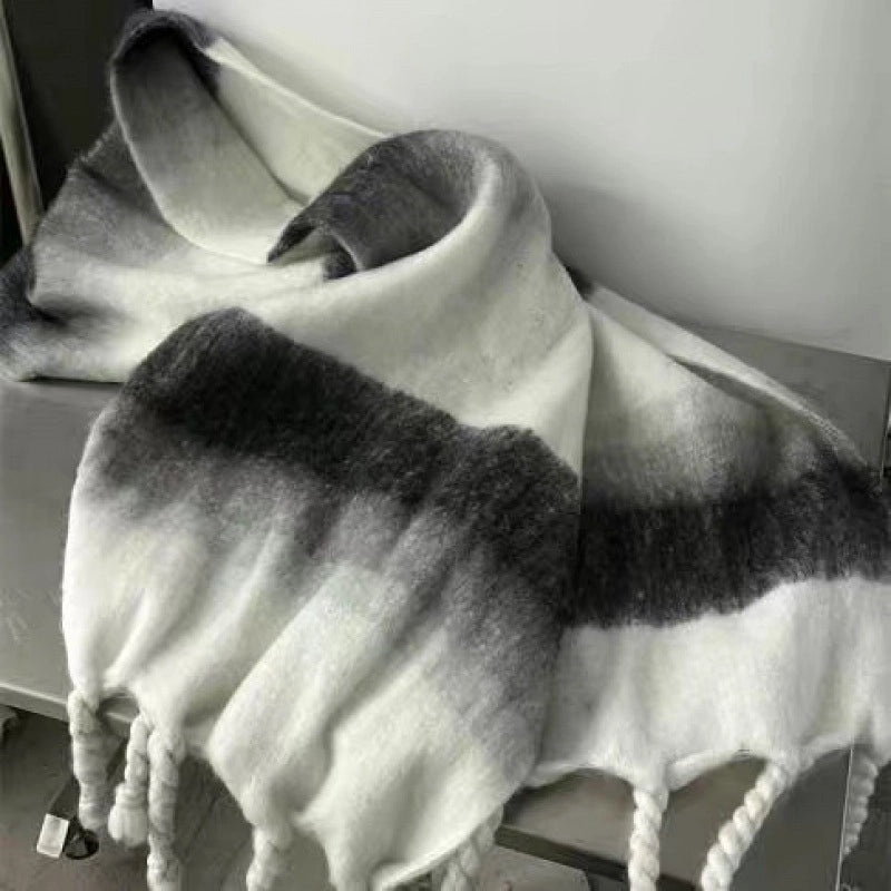 Winter New Gradient Scarf Women's Fashion Contrast Thick Warm Scarf Simple Large Shawl