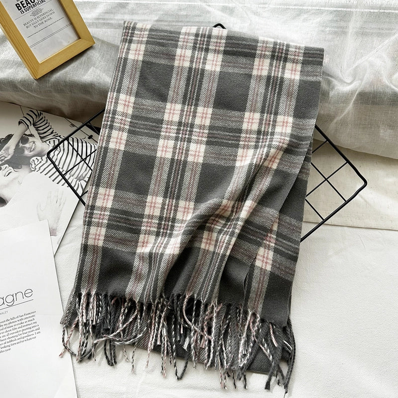 Unisex Casual Minimalist Lattice Imitation Cashmere Tassel Scarf