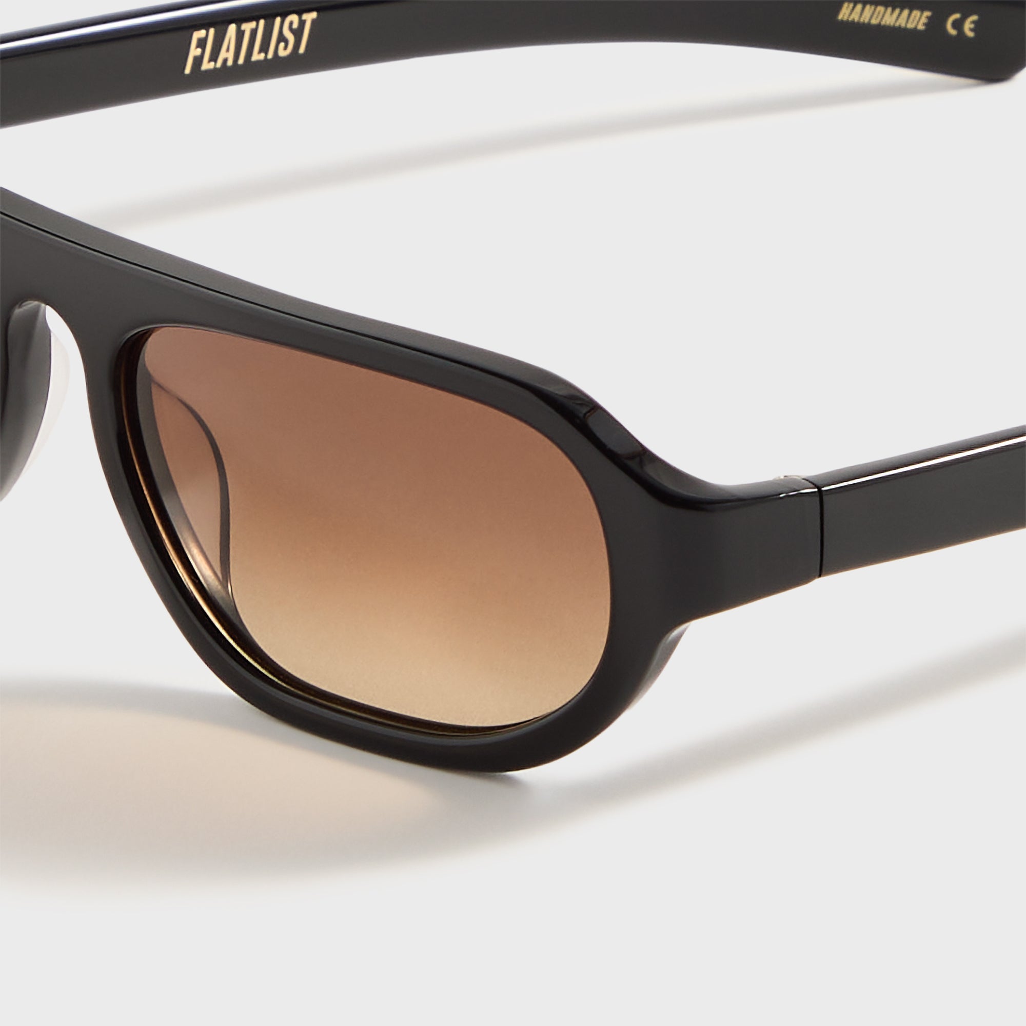 Flatlist Penn - Solid Black / Brown Gradient Lens