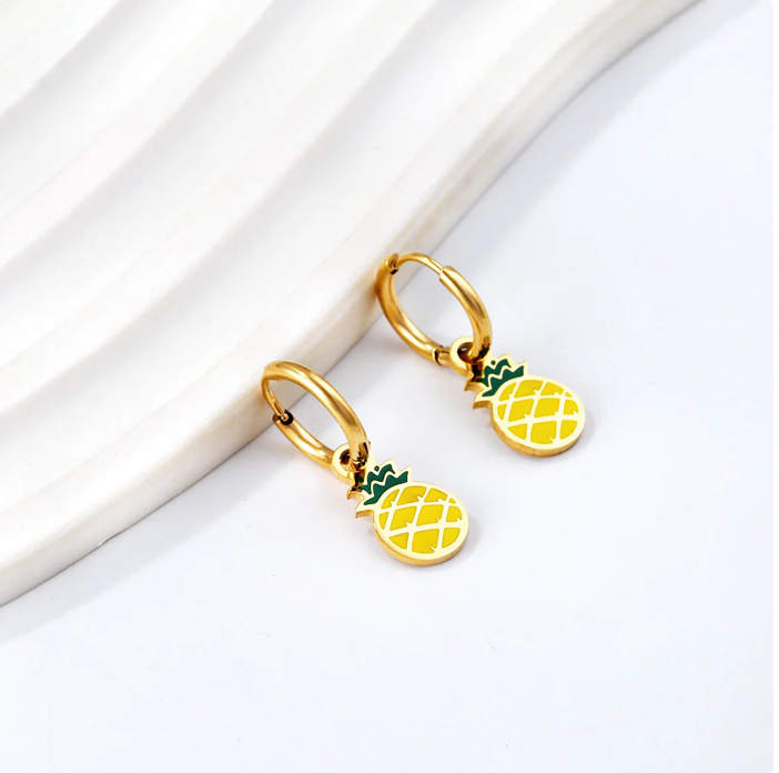 Juicy pineapple hoops