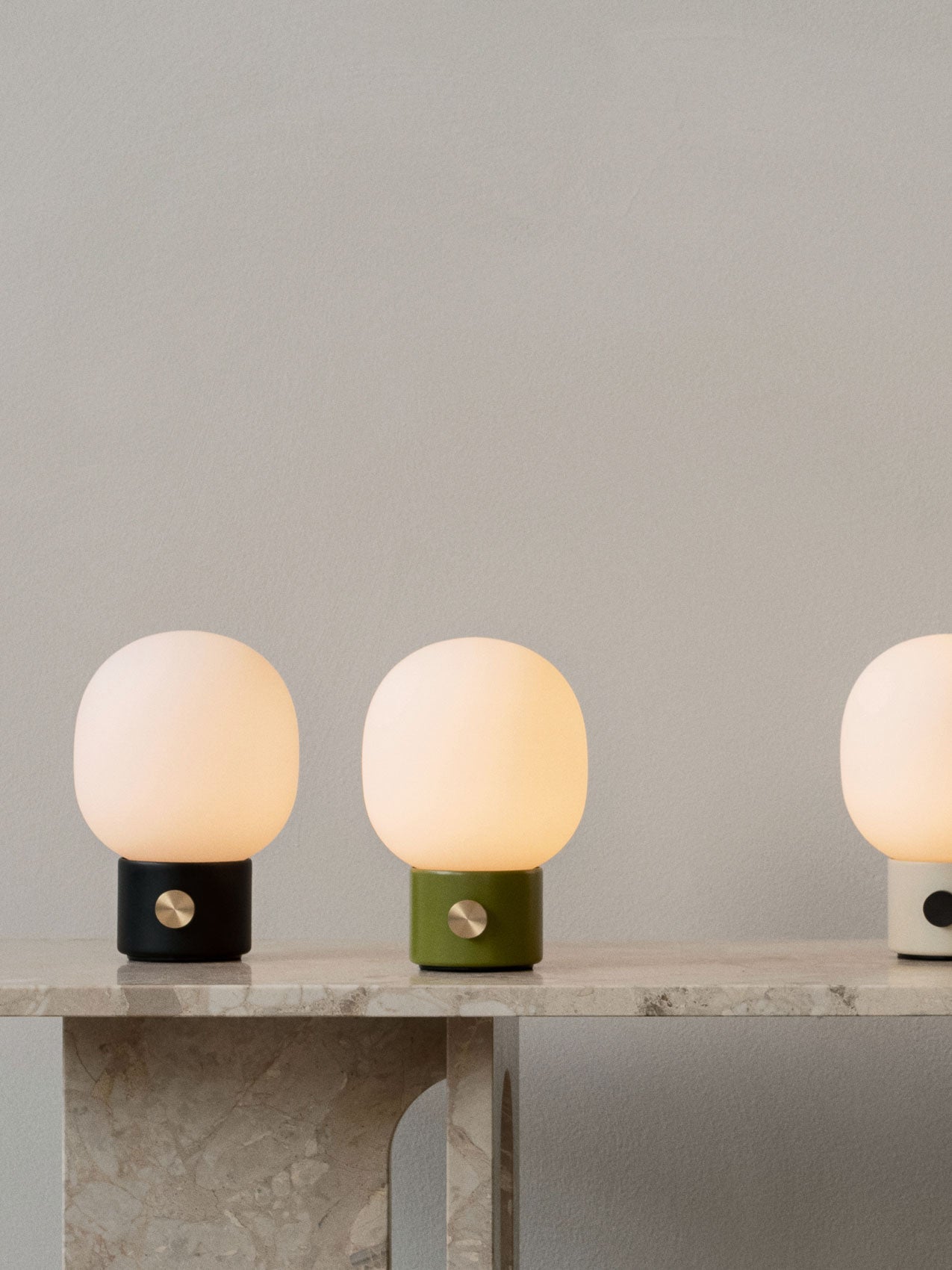 JWDA Table Lamp. Portable