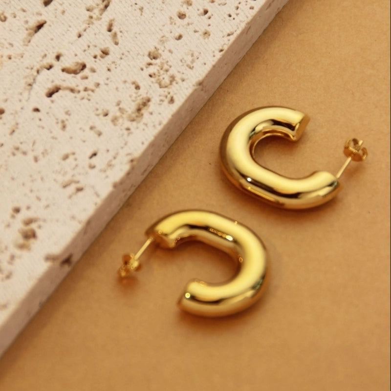 1 Pair Retro Minimalist C Shape U Shape Solid Color Plating Titanium Steel 18k Gold Plated Earrings