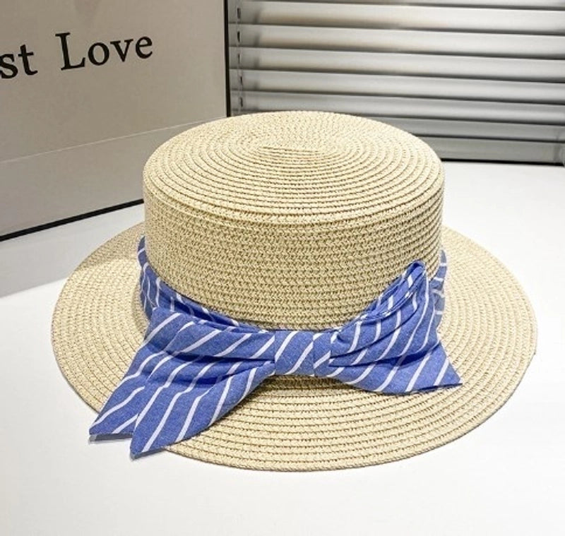 Women's Sweet Pastoral Minimalist Bow Knot Flat Eaves Straw Hat