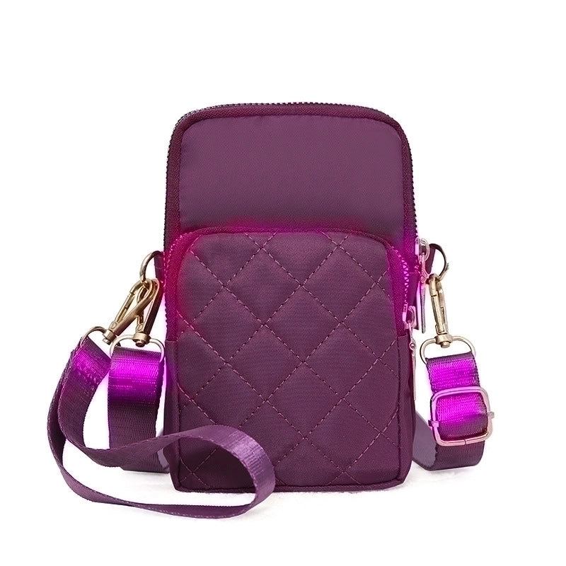 Women's Medium Nylon Solid Color Lingge Basic Square Zipper Square Bag