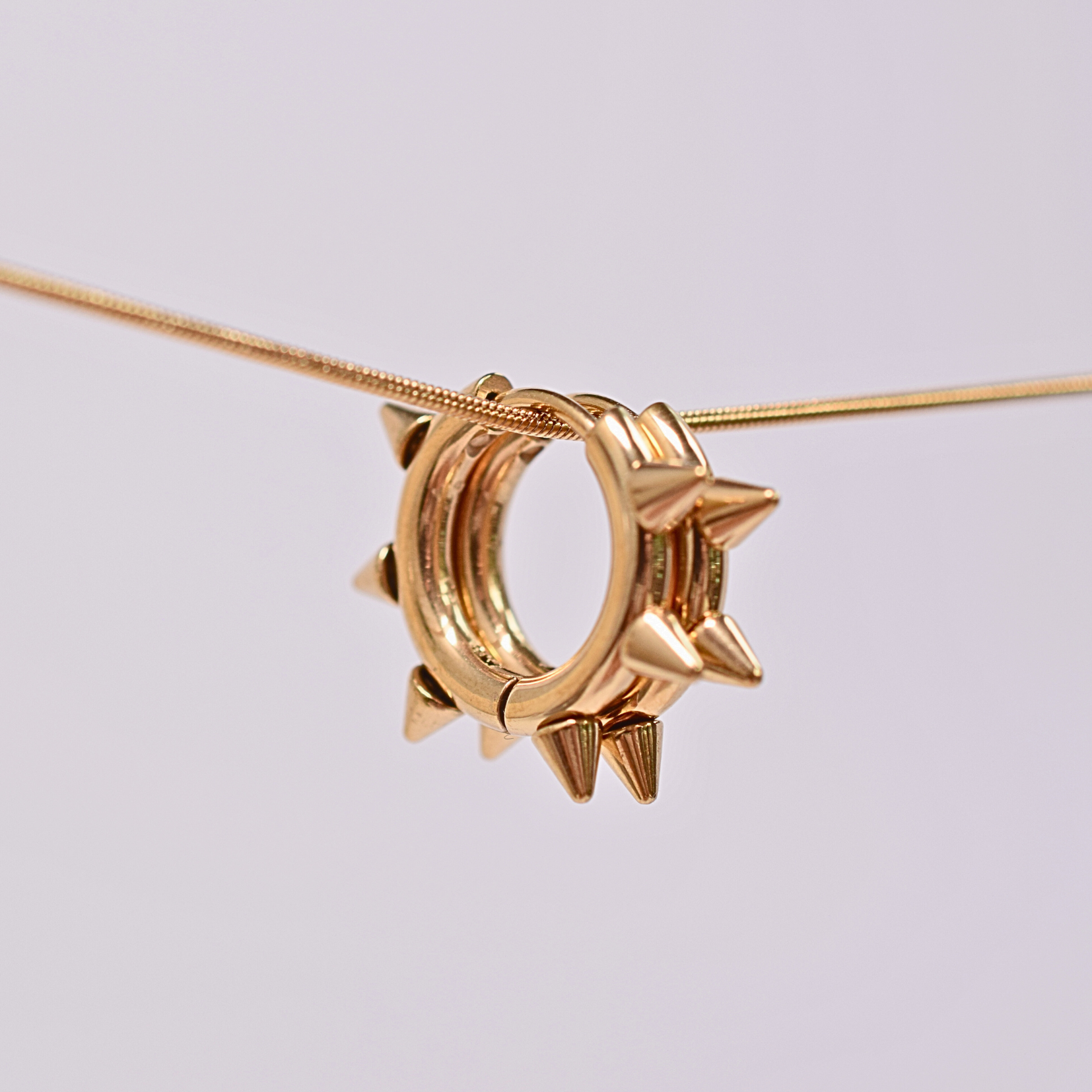Slim spiked hoops - Gold