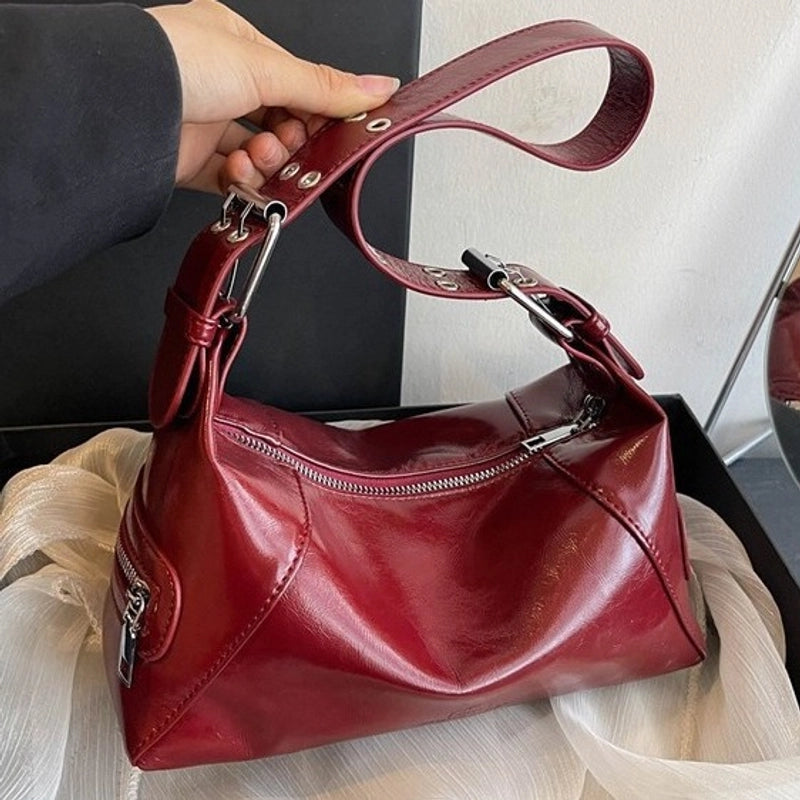 Women's Pu Leather Solid Color Classic Style Streetwear Pillow Shape Zipper Shoulder Bag Crossbody Bag