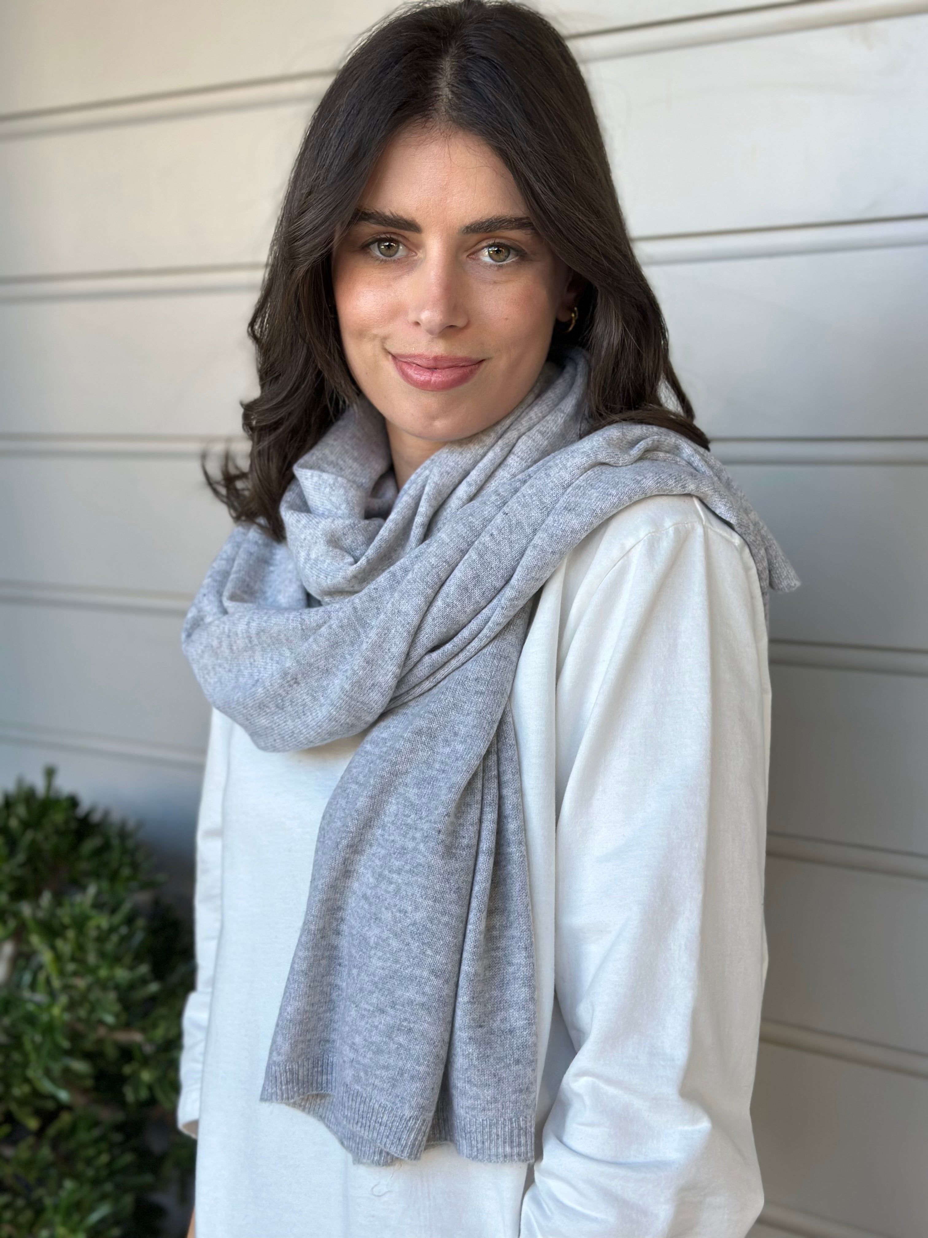 large cashmere scarf- grey marle