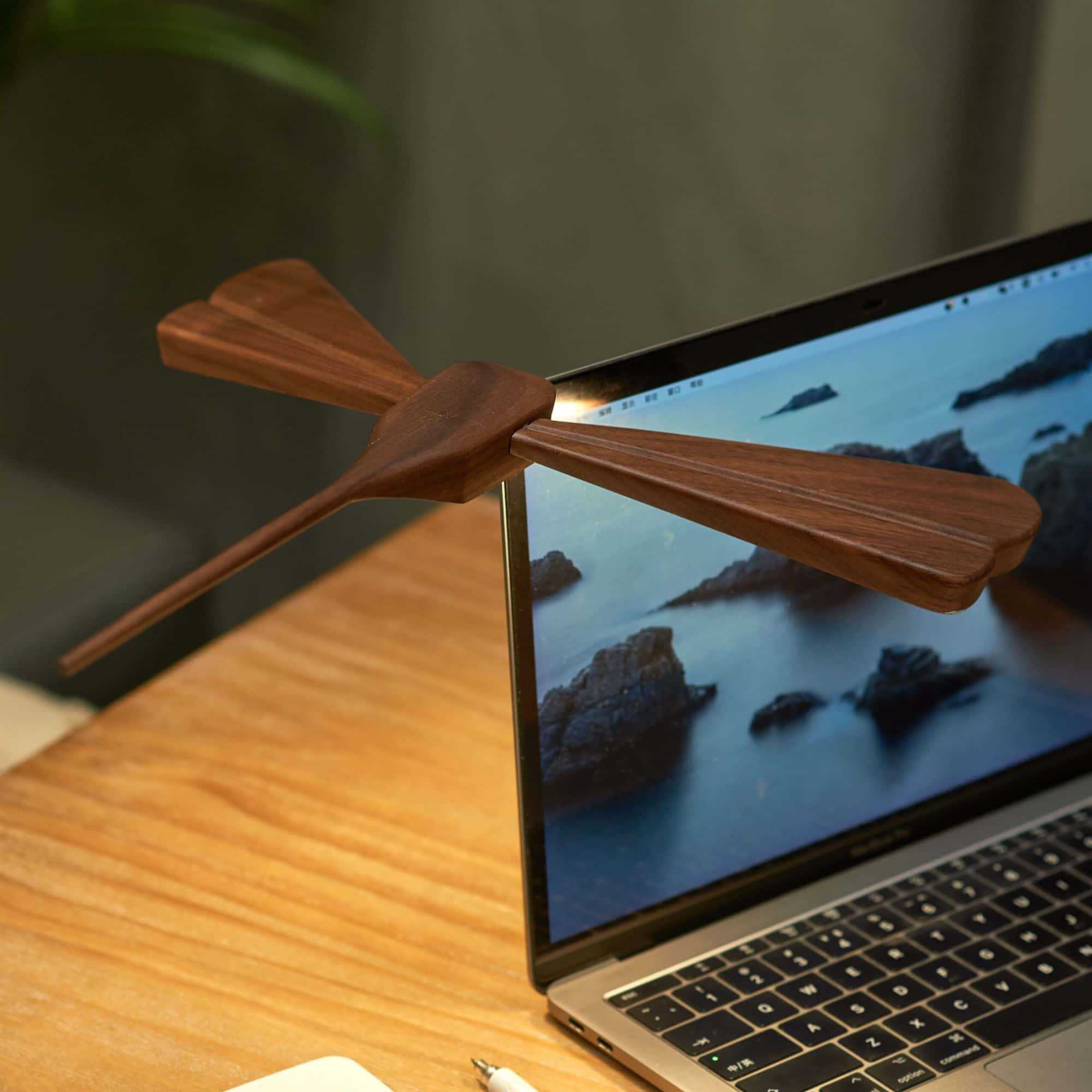 Dragonflight Balance Light . Walnut