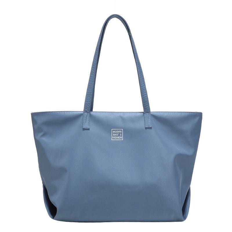 Women's Medium Nylon Solid Color Streetwear Square Zipper Underarm Bag