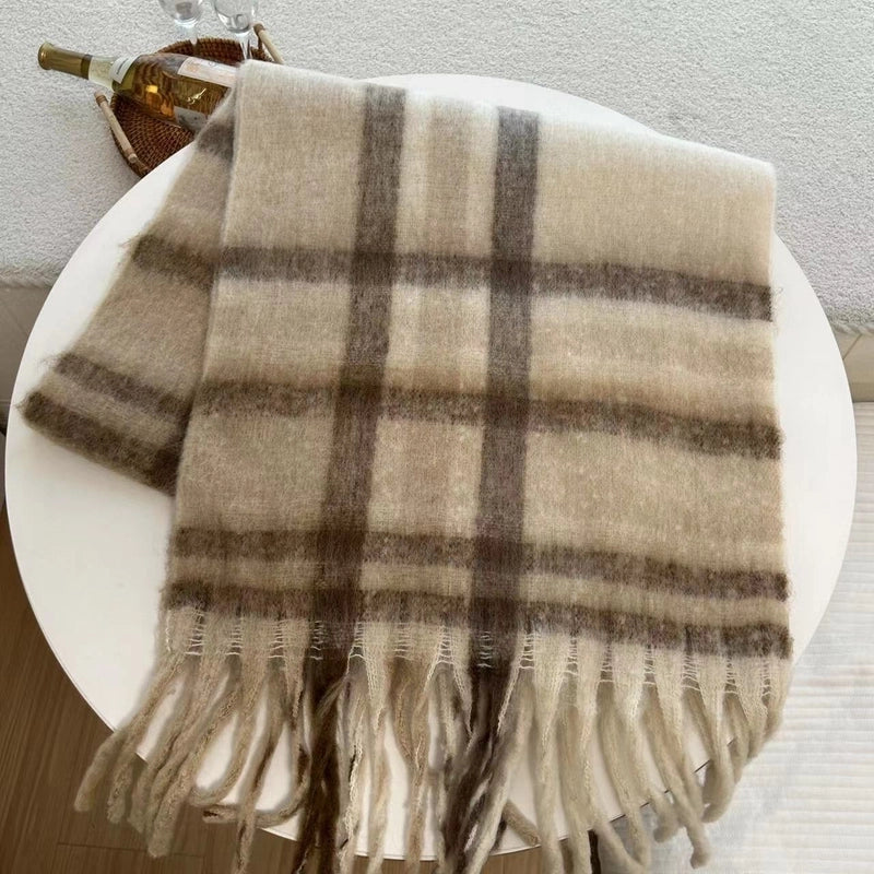 Women's Retro Sweet Plaid Polyester Tassel Scarf