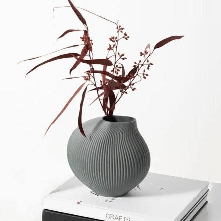 Luna Shell Vase Small - Grey