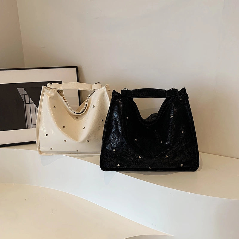 Women's Medium Pu Leather Solid Color Preppy Style Streetwear Sewing Thread Square Zipper Tote Bag