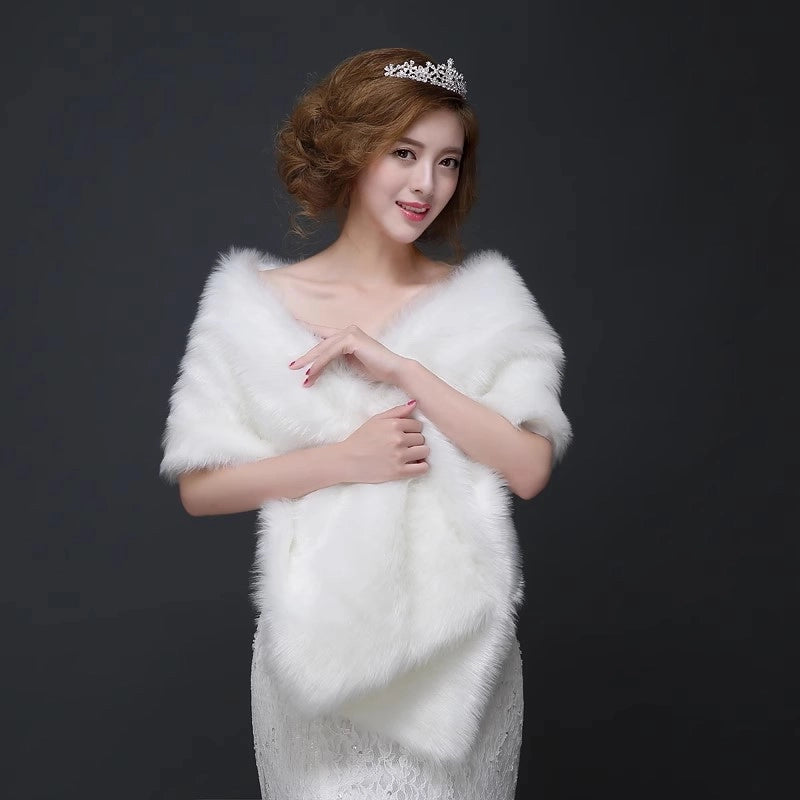 Bridal Wedding Dress Warm Wedding Ceremony Thickened Dress Cheongsam Shawl Autumn And Winter Cape Woolen Shawl Coat For Women