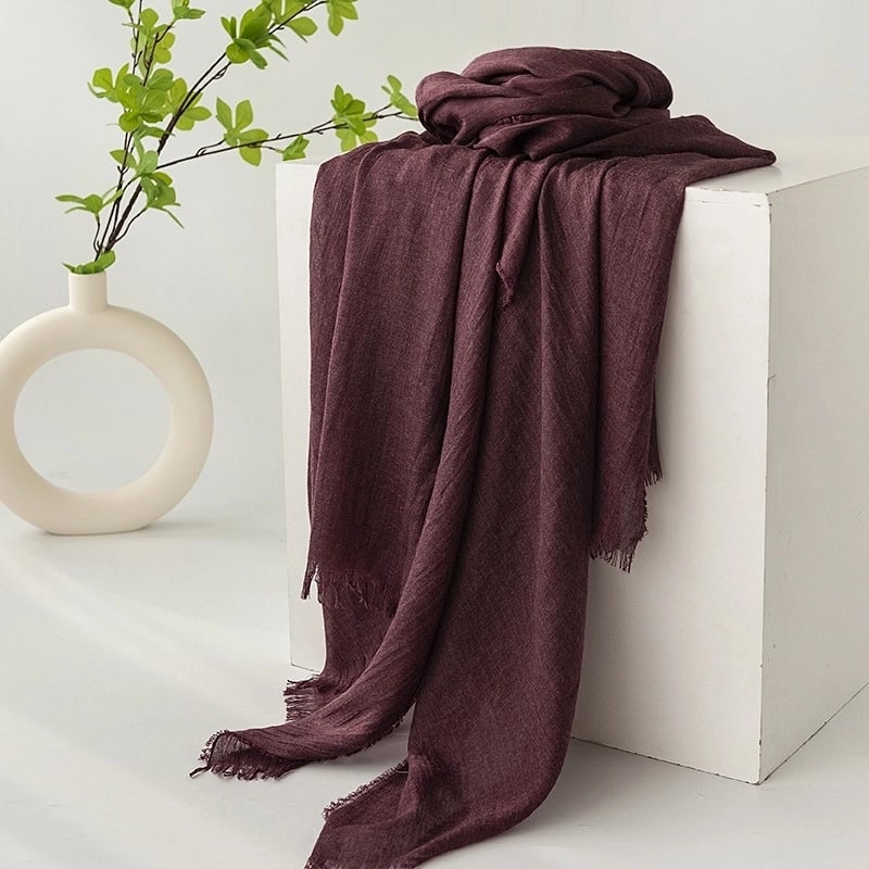 Women's Minimalist Solid Color Polyester Silk Scarf