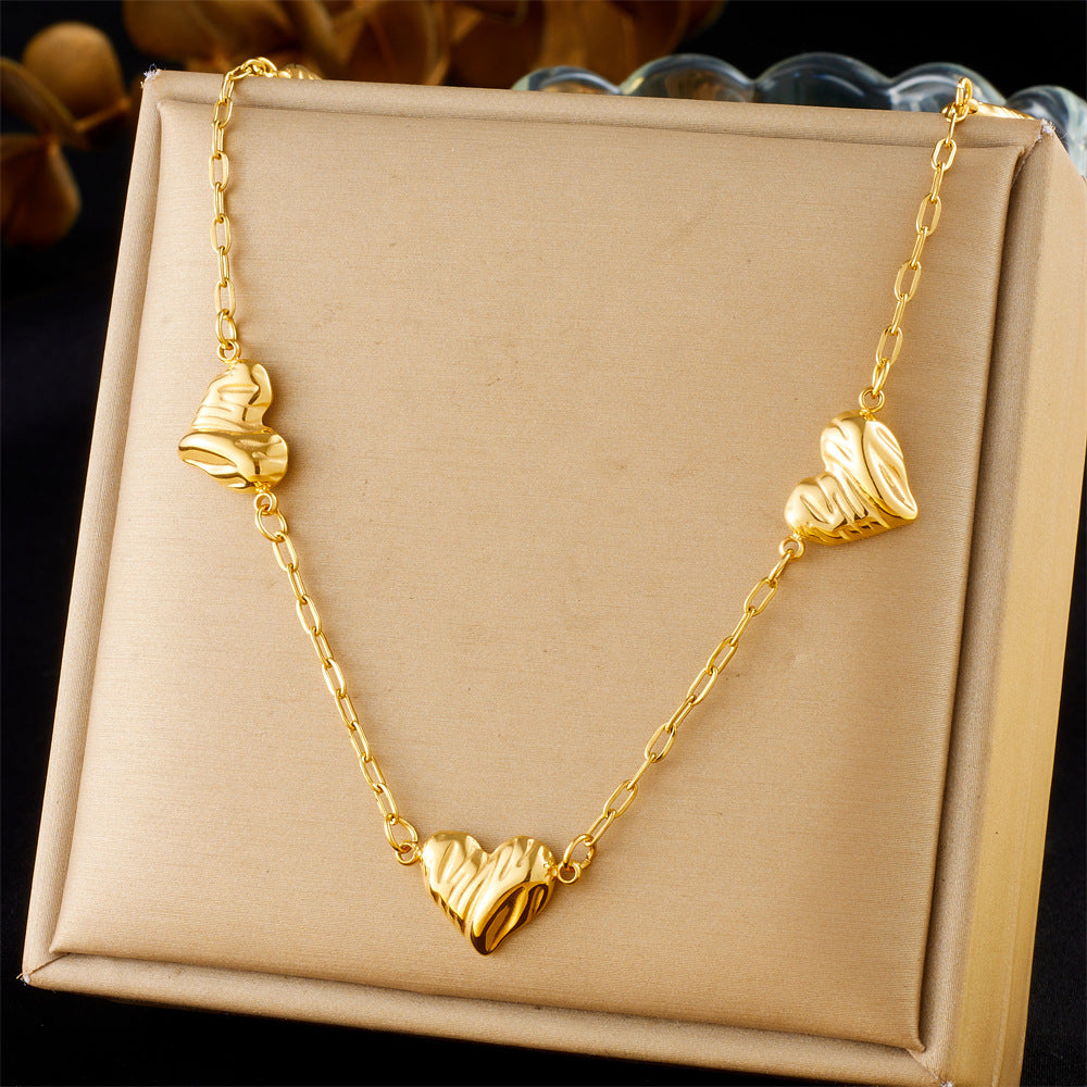 Fashionable Simple And Versatile Texture Glossy Gold-Plated Love Flower Accessories Chain Stainless Steel Jewelry Necklace