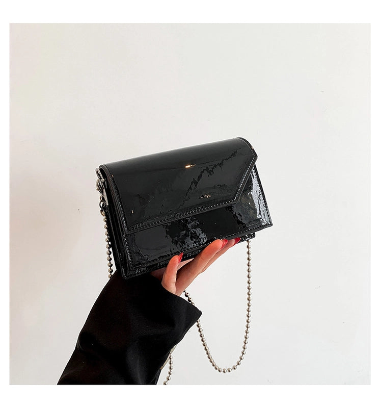 Women's All Seasons Pu Leather Solid Color Streetwear Square Magnetic Buckle Square Bag
